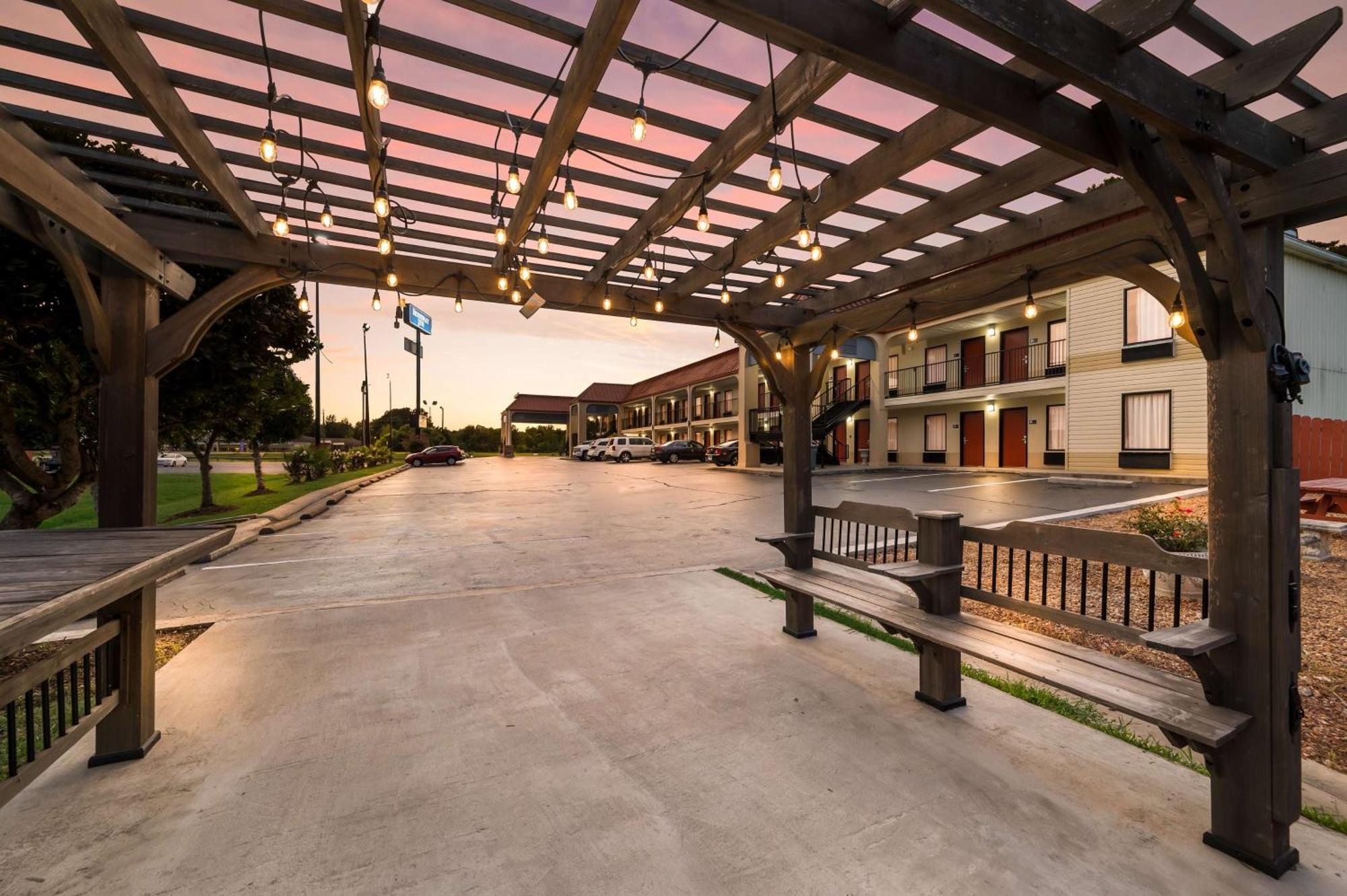 Surestay Hotel By Best Western メリディアン エクステリア 写真
